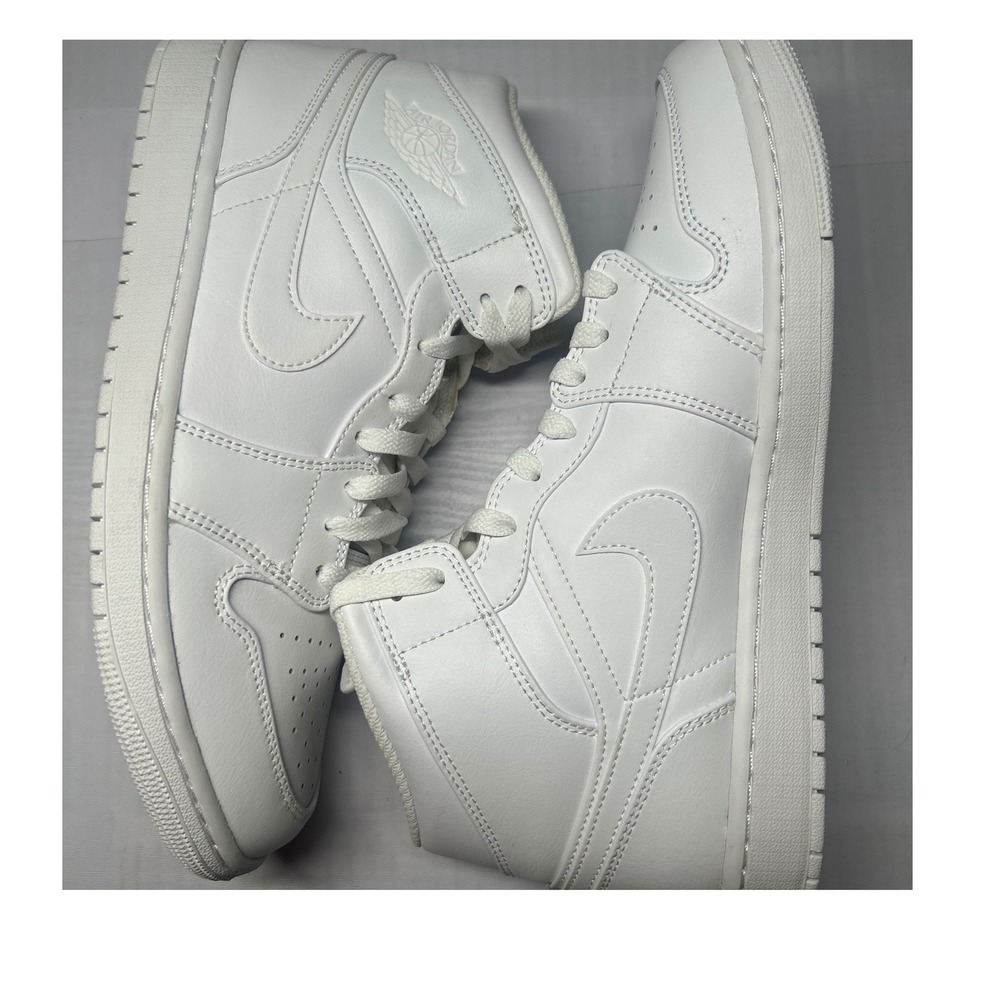 Nike Air Jordan 1 Mid Triple White Size 11 Men 554724 136 New/No Box